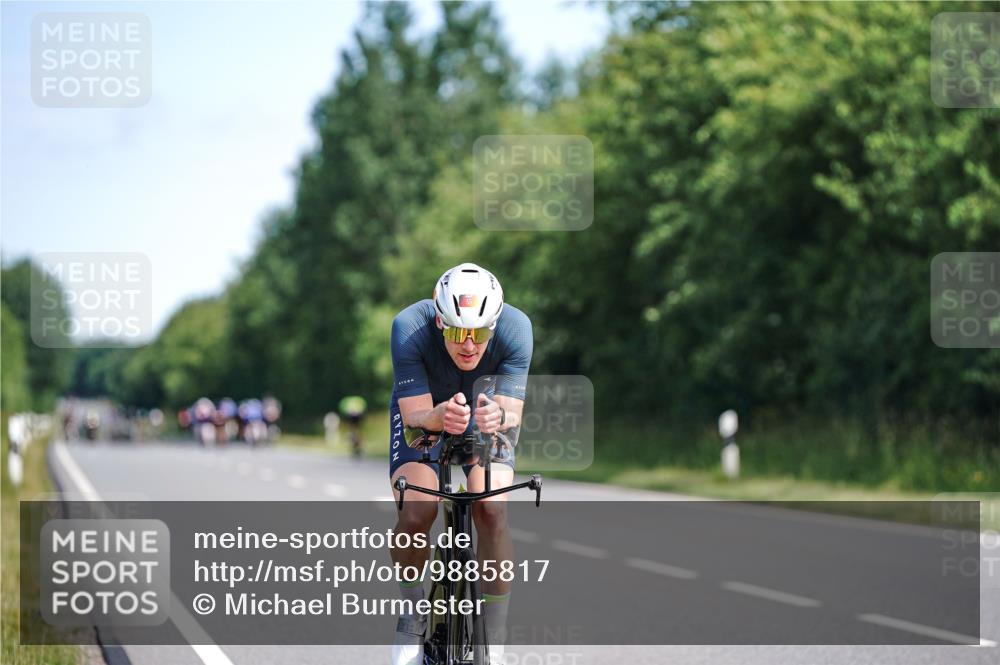 21.06.2026 - Viking Triathlon Michael Burmester http://msf.ph/oto/9885817 21.06.2026 11:24:51 Radfahren 55, 55, 59, 64, 68, 117, 182, 199, 255, 386, 413, 413, 502, 515, 545, 612 meine-sportfotos.de