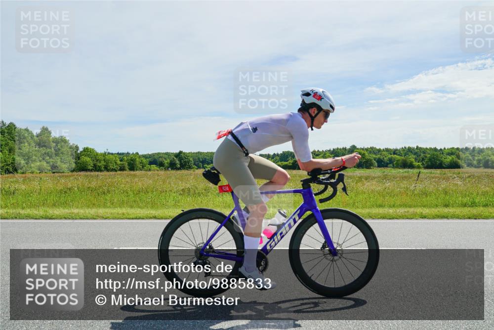 21.06.2026 - Viking Triathlon Michael Burmester http://msf.ph/oto/9885833 21.06.2026 11:39:23 Radfahren 51, 73, 98, 126, 223, 273, 353, 358, 510, 523, 624, 625 meine-sportfotos.de