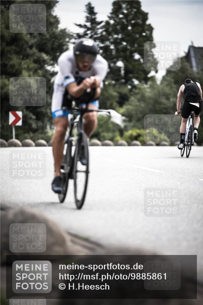21.06.2026 - 29. Vierlanden-Triathlon H.Heesch http://msf.ph/oto/9885861 21.06.2026 10:38:56 Radfahren 175, 225 meine-sportfotos.de