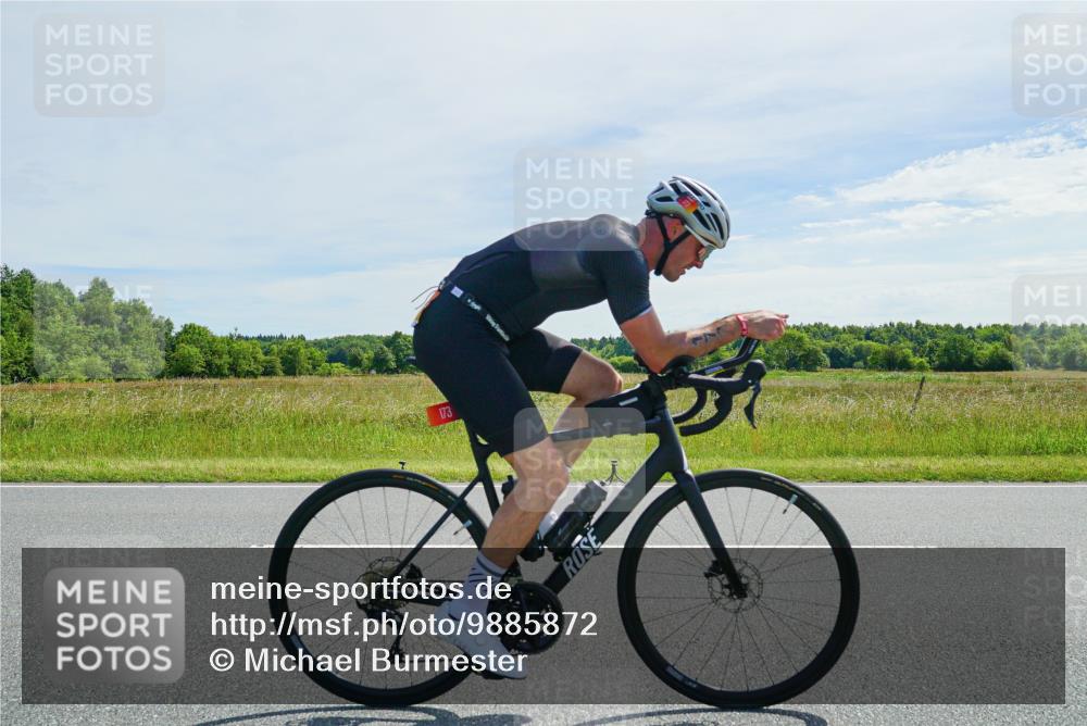 21.06.2026 - Viking Triathlon Michael Burmester http://msf.ph/oto/9885872 21.06.2026 11:39:56 Radfahren 2, 19, 21, 91, 173, 192, 194, 313, 380 meine-sportfotos.de