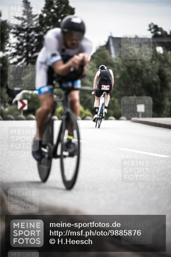 21.06.2026 - 29. Vierlanden-Triathlon H.Heesch http://msf.ph/oto/9885876 21.06.2026 10:38:56 Radfahren 175, 225 meine-sportfotos.de