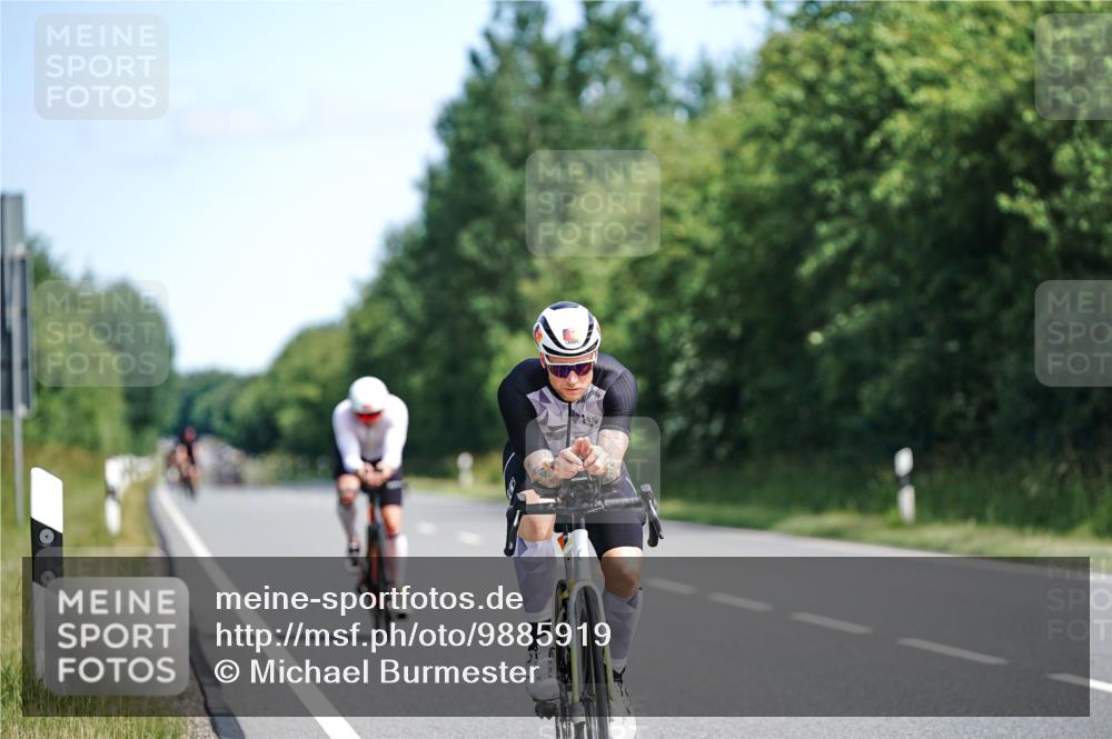 21.06.2026 - Viking Triathlon Michael Burmester http://msf.ph/oto/9885919 21.06.2026 11:25:37 Radfahren 84, 113, 119, 132, 160, 176, 224, 256, 264, 309, 309, 347, 401, 419, 426, 474, 491, 565, 664, 669 meine-sportfotos.de