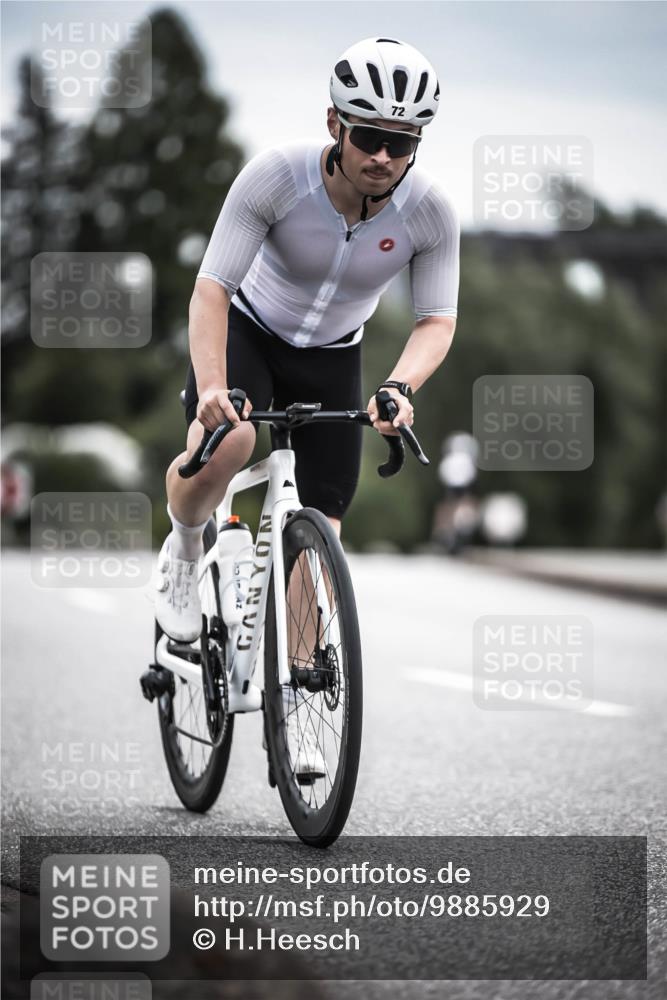21.06.2026 - 29. Vierlanden-Triathlon H.Heesch http://msf.ph/oto/9885929 21.06.2026 10:39:09 Radfahren 72, 181 meine-sportfotos.de