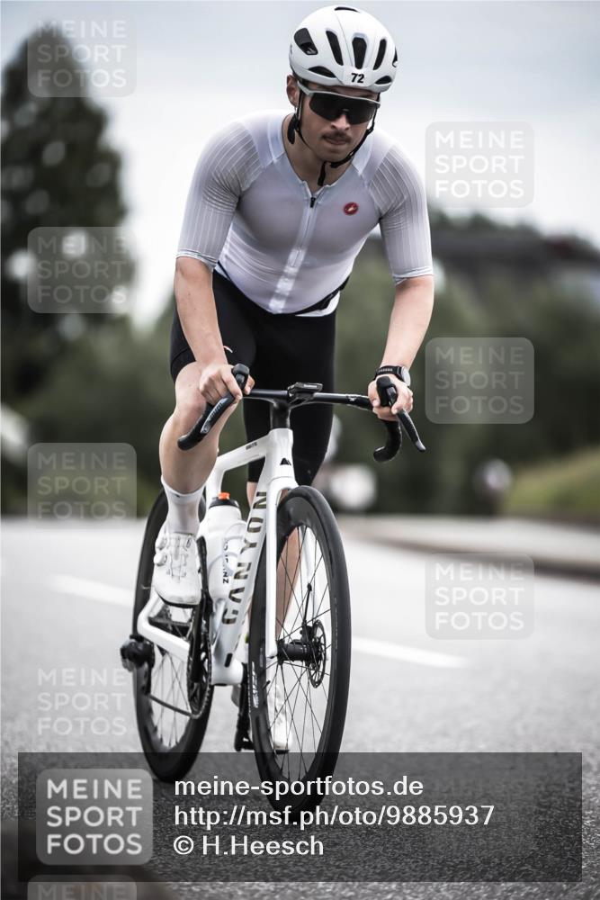 21.06.2026 - 29. Vierlanden-Triathlon H.Heesch http://msf.ph/oto/9885937 21.06.2026 10:39:09 Radfahren 72, 181 meine-sportfotos.de