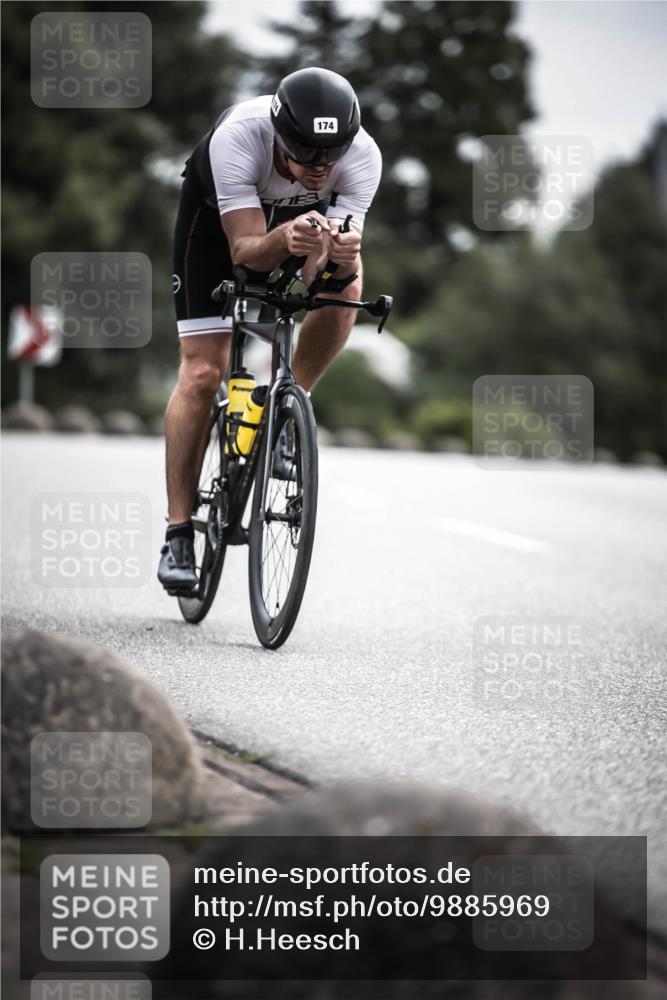 21.06.2026 - 29. Vierlanden-Triathlon H.Heesch http://msf.ph/oto/9885969 21.06.2026 10:39:18 Radfahren 174, 181, 358 meine-sportfotos.de