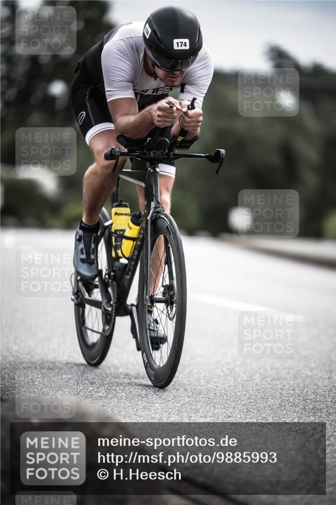 21.06.2026 - 29. Vierlanden-Triathlon H.Heesch http://msf.ph/oto/9885993 21.06.2026 10:39:19 Radfahren 174, 181, 358 meine-sportfotos.de