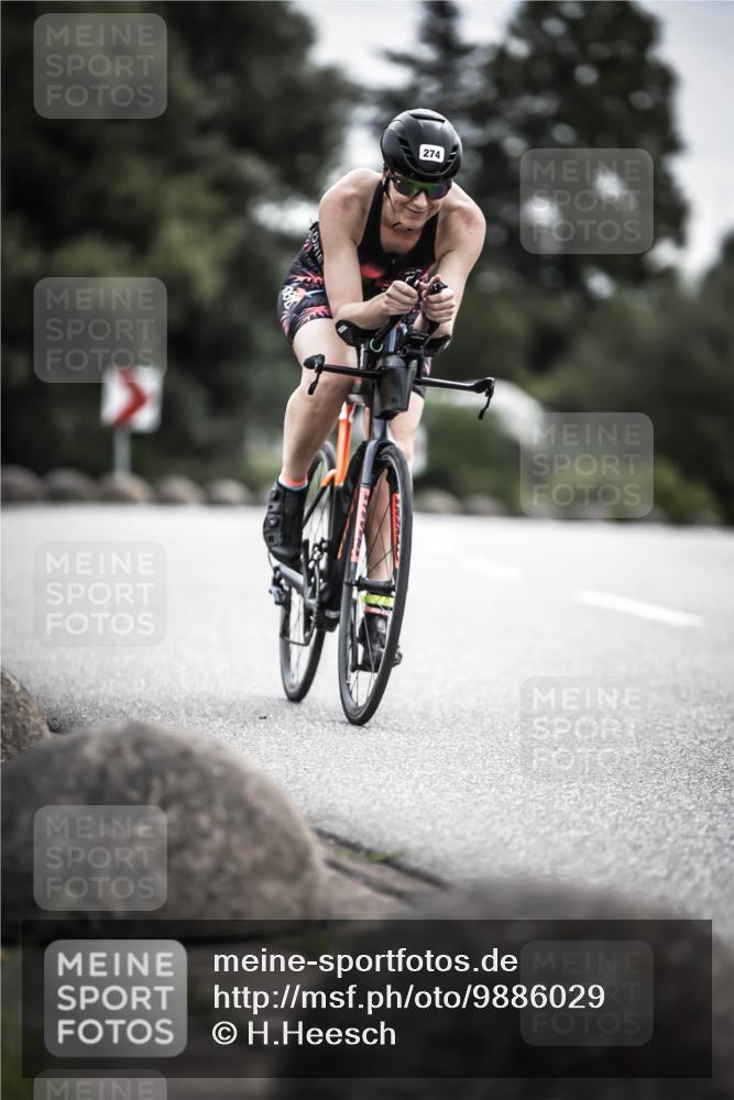 21.06.2026 - 29. Vierlanden-Triathlon H.Heesch http://msf.ph/oto/9886029 21.06.2026 10:39:37 Radfahren 23, 30, 198, 274, 277 meine-sportfotos.de