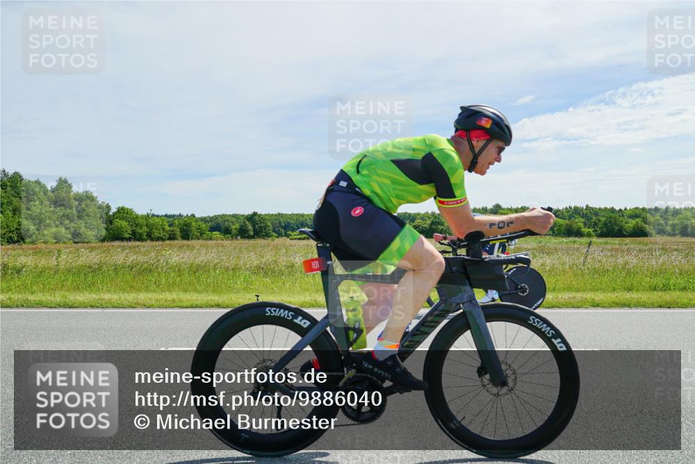 21.06.2026 - Viking Triathlon Michael Burmester http://msf.ph/oto/9886040 21.06.2026 11:43:39 Radfahren 31, 41, 58, 64, 66, 66, 68, 70, 86, 94, 101, 165, 316, 370, 371, 386, 419, 429, 441, 442, 546, 612, 668 meine-sportfotos.de