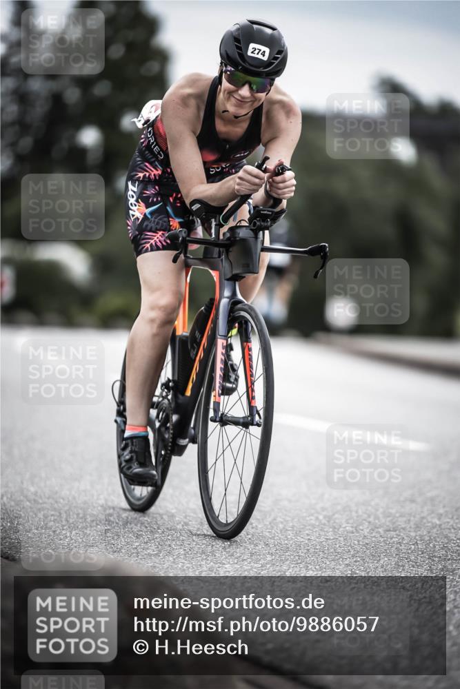 21.06.2026 - 29. Vierlanden-Triathlon H.Heesch http://msf.ph/oto/9886057 21.06.2026 10:39:37 Radfahren 23, 30, 198, 274, 277 meine-sportfotos.de