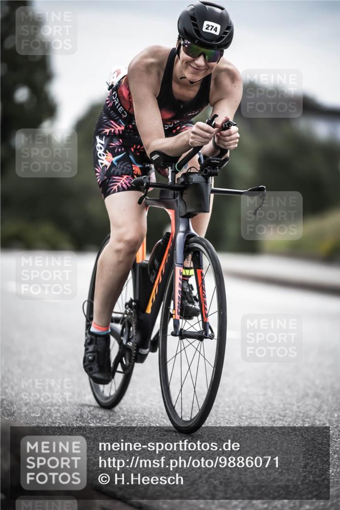 21.06.2026 - 29. Vierlanden-Triathlon H.Heesch http://msf.ph/oto/9886071 21.06.2026 10:39:37 Radfahren 23, 30, 198, 274, 277 meine-sportfotos.de
