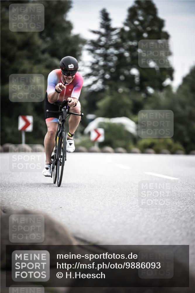 21.06.2026 - 29. Vierlanden-Triathlon H.Heesch http://msf.ph/oto/9886093 21.06.2026 10:39:47 Radfahren 111, 142, 179, 431, 454 meine-sportfotos.de