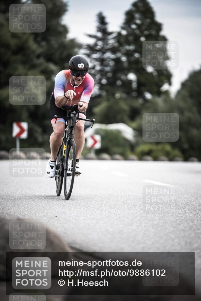 21.06.2026 - 29. Vierlanden-Triathlon H.Heesch http://msf.ph/oto/9886102 21.06.2026 10:39:47 Radfahren 111, 142, 179, 431, 454 meine-sportfotos.de