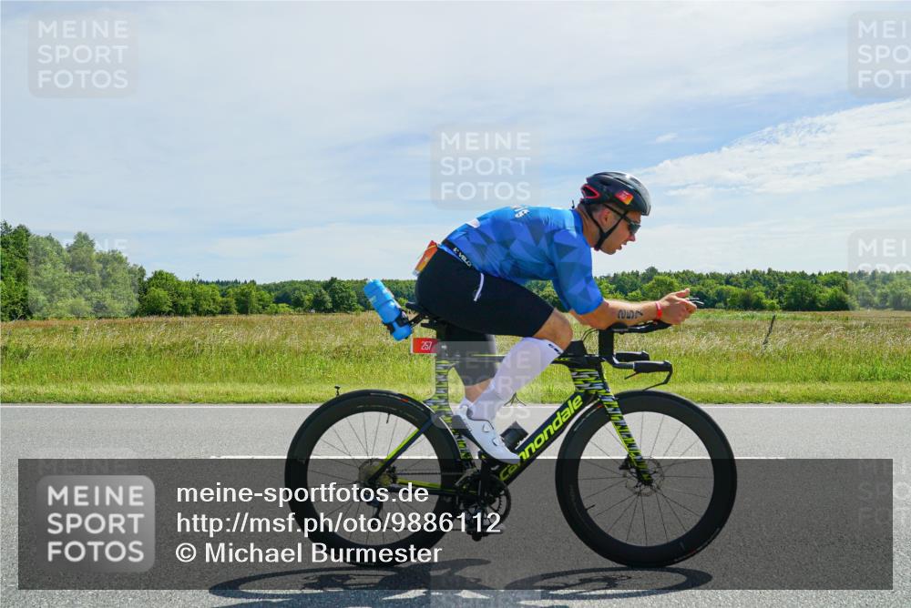 21.06.2026 - Viking Triathlon Michael Burmester http://msf.ph/oto/9886112 21.06.2026 11:44:52 Radfahren 63, 99, 162, 257, 266, 382, 460, 548 meine-sportfotos.de
