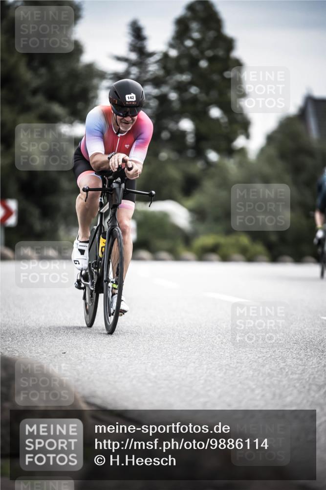 21.06.2026 - 29. Vierlanden-Triathlon H.Heesch http://msf.ph/oto/9886114 21.06.2026 10:39:47 Radfahren 111, 142, 179, 431, 454 meine-sportfotos.de