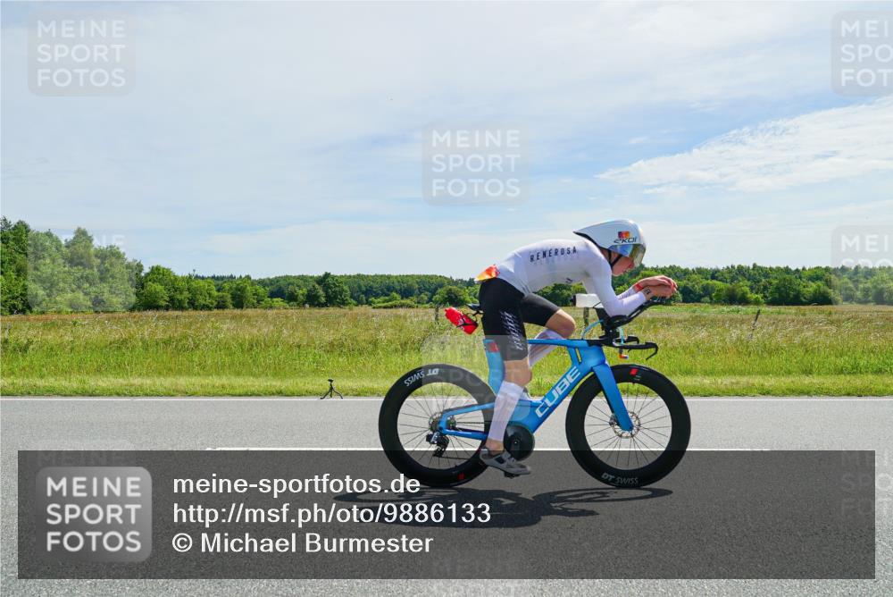 21.06.2026 - Viking Triathlon Michael Burmester http://msf.ph/oto/9886133 21.06.2026 11:45:43 Radfahren 8, 46, 111, 123, 138, 186, 227, 438, 495, 532 meine-sportfotos.de