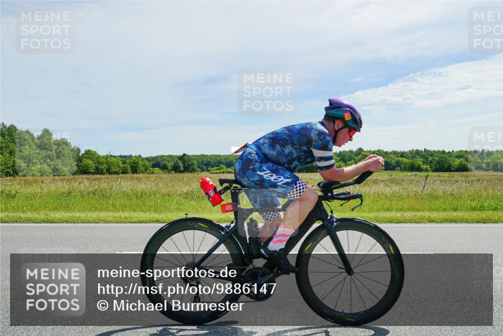 21.06.2026 - Viking Triathlon Michael Burmester http://msf.ph/oto/9886147 21.06.2026 11:45:54 Radfahren 46, 60, 111, 123, 138, 186, 186, 212, 227, 227, 245, 495, 532, 532, 541, 562 meine-sportfotos.de