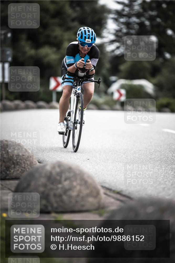 21.06.2026 - 29. Vierlanden-Triathlon H.Heesch http://msf.ph/oto/9886152 21.06.2026 10:39:58 Radfahren 300 meine-sportfotos.de