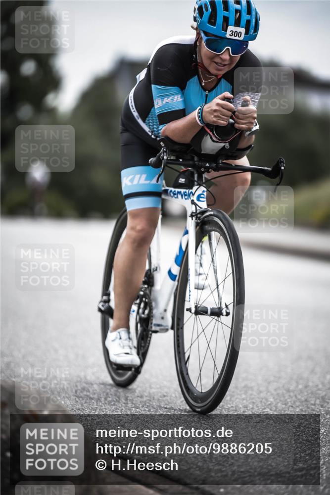 21.06.2026 - 29. Vierlanden-Triathlon H.Heesch http://msf.ph/oto/9886205 21.06.2026 10:39:59 Radfahren 154, 300 meine-sportfotos.de