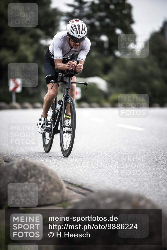 21.06.2026 - 29. Vierlanden-Triathlon H.Heesch http://msf.ph/oto/9886224 21.06.2026 10:40:06 Radfahren 154, 309 meine-sportfotos.de