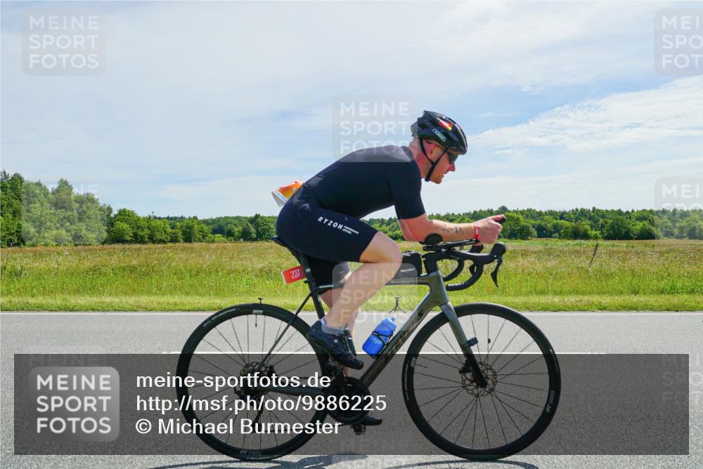 21.06.2026 - Viking Triathlon Michael Burmester http://msf.ph/oto/9886225 21.06.2026 11:46:54 Radfahren 119, 169, 237, 241, 280, 315, 355, 365, 426, 462, 527, 565, 655 meine-sportfotos.de