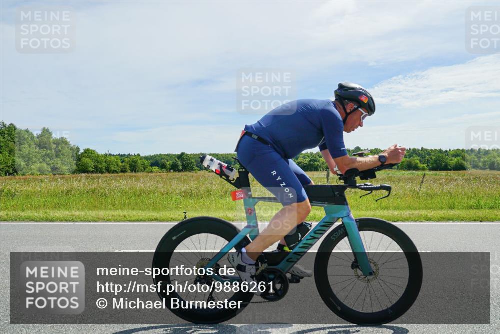 21.06.2026 - Viking Triathlon Michael Burmester http://msf.ph/oto/9886261 21.06.2026 11:47:06 Radfahren 122, 241, 286, 301, 365, 459, 552, 565, 619 meine-sportfotos.de