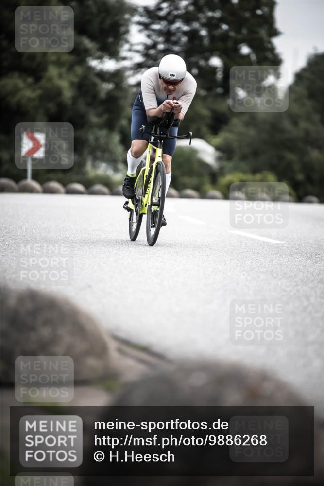21.06.2026 - 29. Vierlanden-Triathlon H.Heesch http://msf.ph/oto/9886268 21.06.2026 10:40:34 Radfahren 199, 280 meine-sportfotos.de