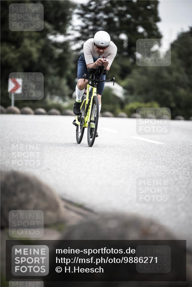 21.06.2026 - 29. Vierlanden-Triathlon H.Heesch http://msf.ph/oto/9886271 21.06.2026 10:40:34 Radfahren 199, 280 meine-sportfotos.de