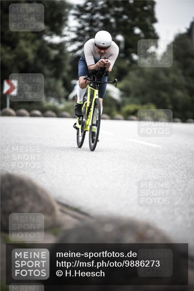 21.06.2026 - 29. Vierlanden-Triathlon H.Heesch http://msf.ph/oto/9886273 21.06.2026 10:40:34 Radfahren 199, 280 meine-sportfotos.de