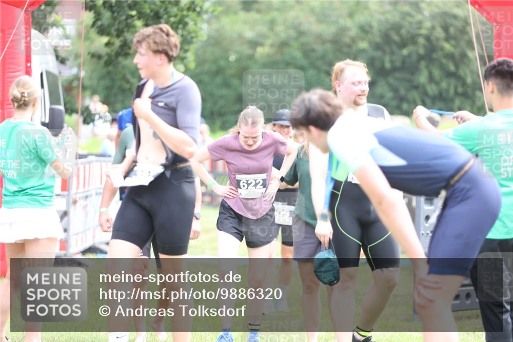21.06.2026 - 29. Vierlanden-Triathlon Andreas Tolksdorf http://msf.ph/oto/9886320 21.06.2026 11:31:23 Ziel 509, 622, 509, 622 meine-sportfotos.de