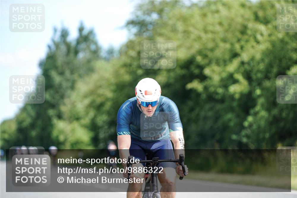 21.06.2026 - Viking Triathlon Michael Burmester http://msf.ph/oto/9886322 21.06.2026 11:26:47 Radfahren 65, 74, 103, 141, 211, 270, 344, 348, 387, 460, 569, 608, 653 meine-sportfotos.de