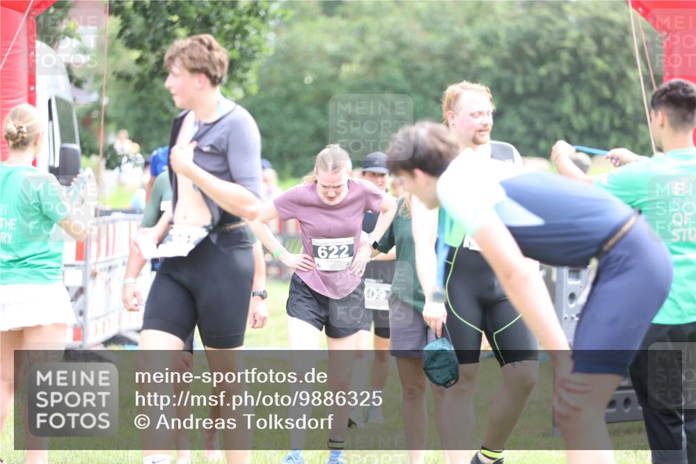 21.06.2026 - 29. Vierlanden-Triathlon Andreas Tolksdorf http://msf.ph/oto/9886325 21.06.2026 11:31:24 Ziel 509, 622, 509, 622 meine-sportfotos.de