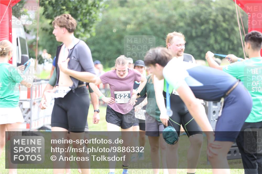 21.06.2026 - 29. Vierlanden-Triathlon Andreas Tolksdorf http://msf.ph/oto/9886332 21.06.2026 11:31:24 Ziel 509, 622, 509, 622 meine-sportfotos.de