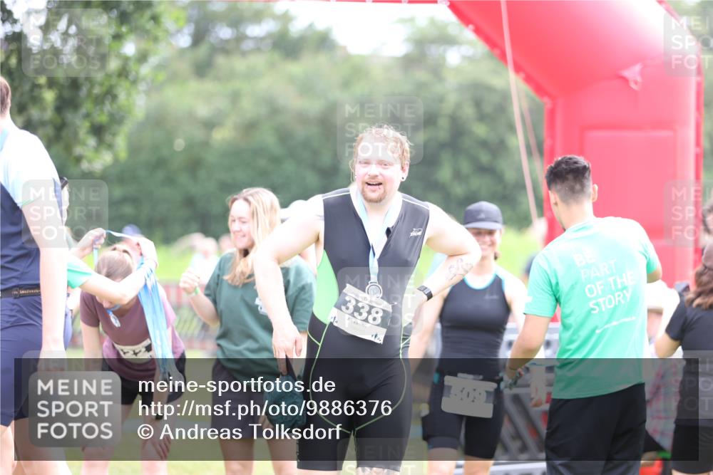 21.06.2026 - 29. Vierlanden-Triathlon Andreas Tolksdorf http://msf.ph/oto/9886376 21.06.2026 11:31:28 Ziel 552, 552 meine-sportfotos.de
