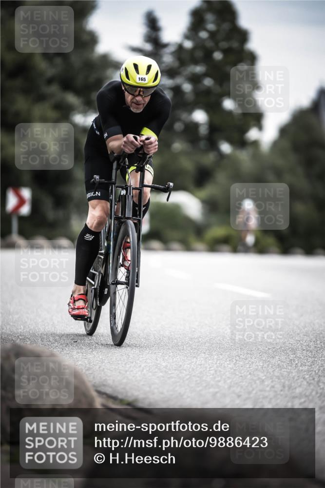 21.06.2026 - 29. Vierlanden-Triathlon H.Heesch http://msf.ph/oto/9886423 21.06.2026 10:40:52 Radfahren 39, 165, 180, 231, 269, 289, 301, 316 meine-sportfotos.de