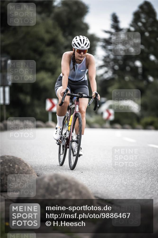21.06.2026 - 29. Vierlanden-Triathlon H.Heesch http://msf.ph/oto/9886467 21.06.2026 10:40:59 Radfahren 39, 231, 265, 301 meine-sportfotos.de