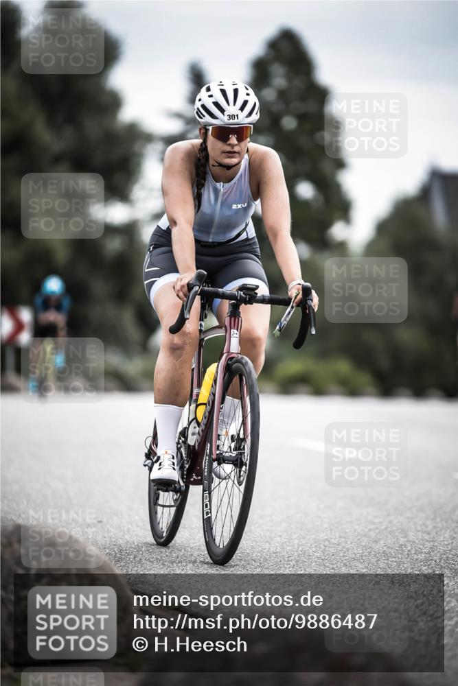 21.06.2026 - 29. Vierlanden-Triathlon H.Heesch http://msf.ph/oto/9886487 21.06.2026 10:41:00 Radfahren 39, 231, 265, 301 meine-sportfotos.de
