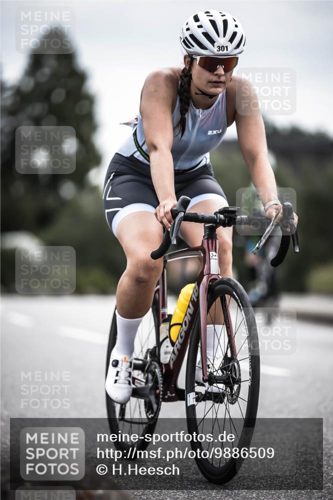 21.06.2026 - 29. Vierlanden-Triathlon H.Heesch http://msf.ph/oto/9886509 21.06.2026 10:41:00 Radfahren 39, 231, 265, 301 meine-sportfotos.de
