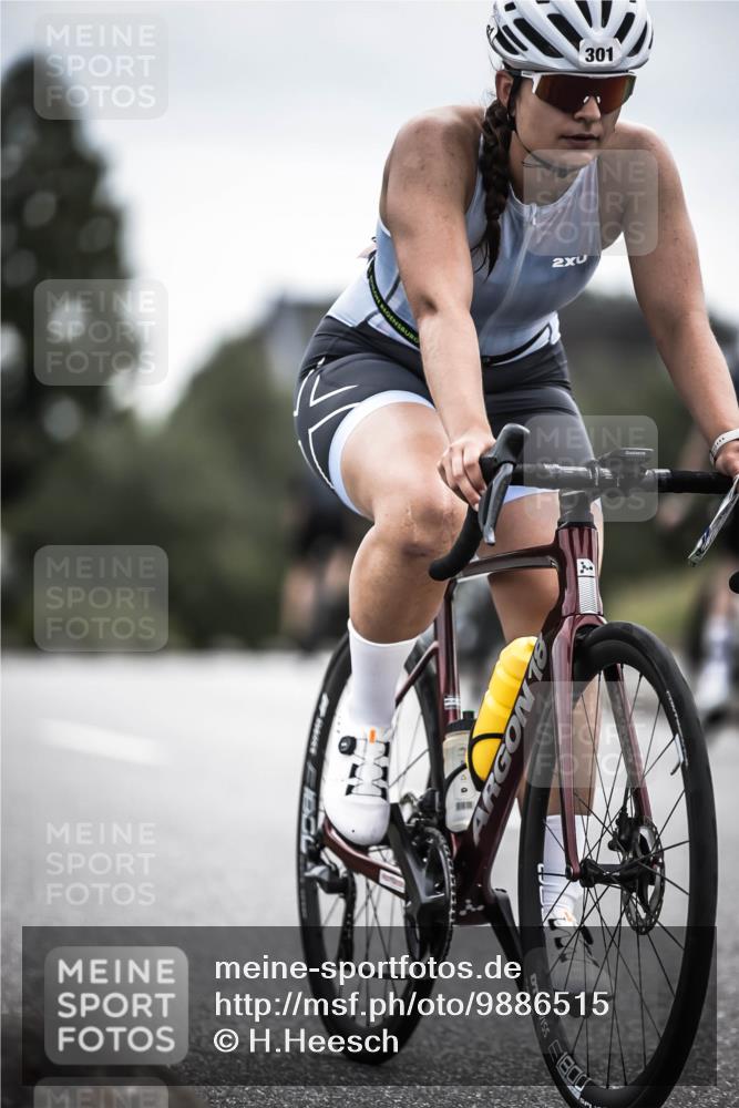 21.06.2026 - 29. Vierlanden-Triathlon H.Heesch http://msf.ph/oto/9886515 21.06.2026 10:41:00 Radfahren 39, 231, 265, 301 meine-sportfotos.de