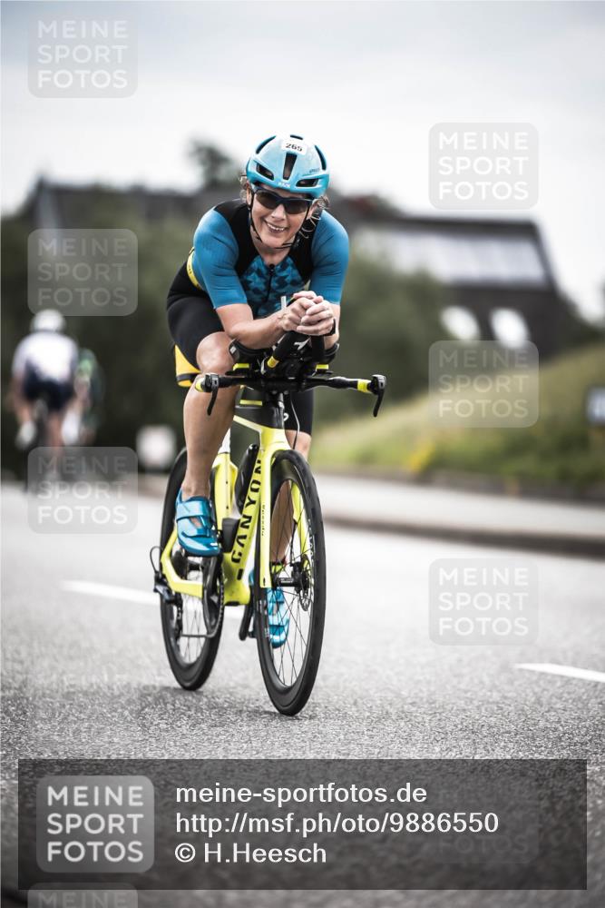 21.06.2026 - 29. Vierlanden-Triathlon H.Heesch http://msf.ph/oto/9886550 21.06.2026 10:41:03 Radfahren 265, 301 meine-sportfotos.de
