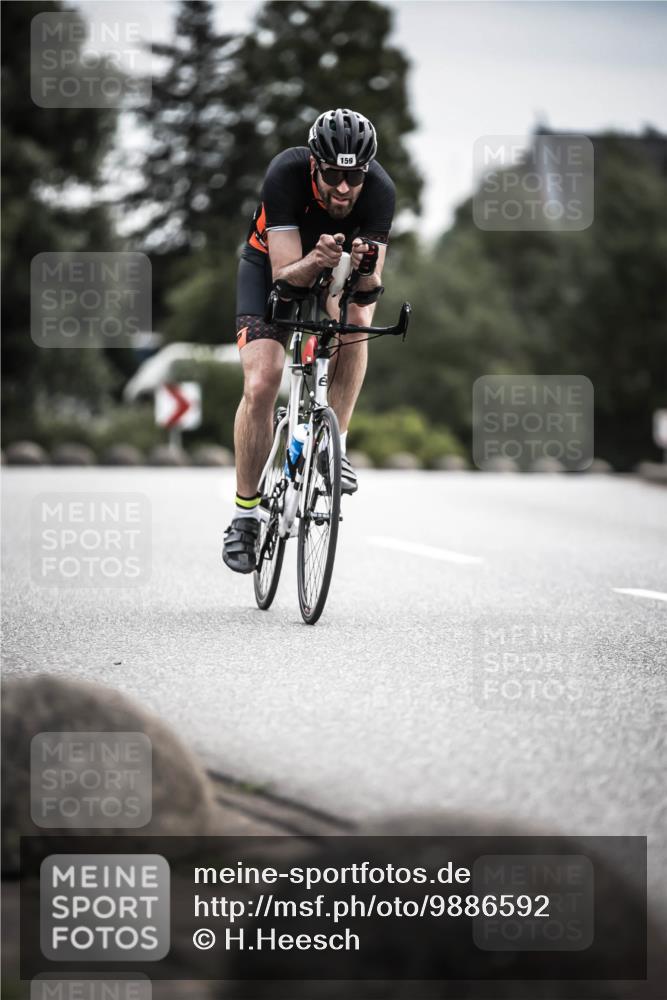 21.06.2026 - 29. Vierlanden-Triathlon H.Heesch http://msf.ph/oto/9886592 21.06.2026 10:41:19 Radfahren 159 meine-sportfotos.de