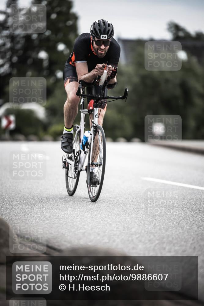 21.06.2026 - 29. Vierlanden-Triathlon H.Heesch http://msf.ph/oto/9886607 21.06.2026 10:41:20 Radfahren 159 meine-sportfotos.de