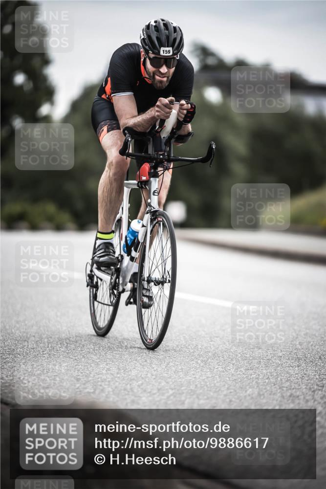 21.06.2026 - 29. Vierlanden-Triathlon H.Heesch http://msf.ph/oto/9886617 21.06.2026 10:41:20 Radfahren 159 meine-sportfotos.de