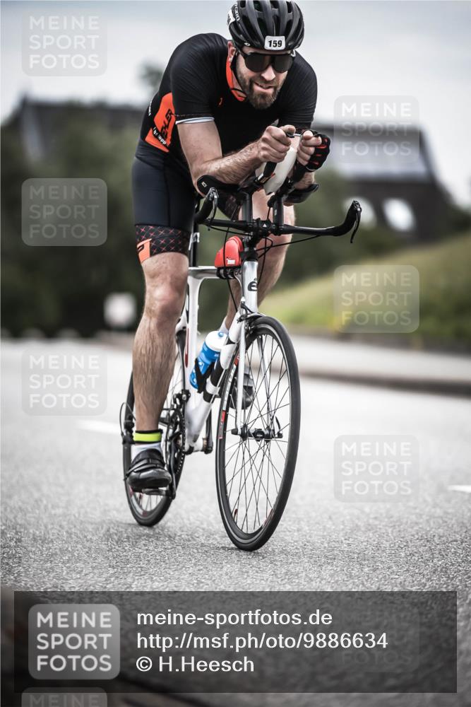 21.06.2026 - 29. Vierlanden-Triathlon H.Heesch http://msf.ph/oto/9886634 21.06.2026 10:41:20 Radfahren 159 meine-sportfotos.de
