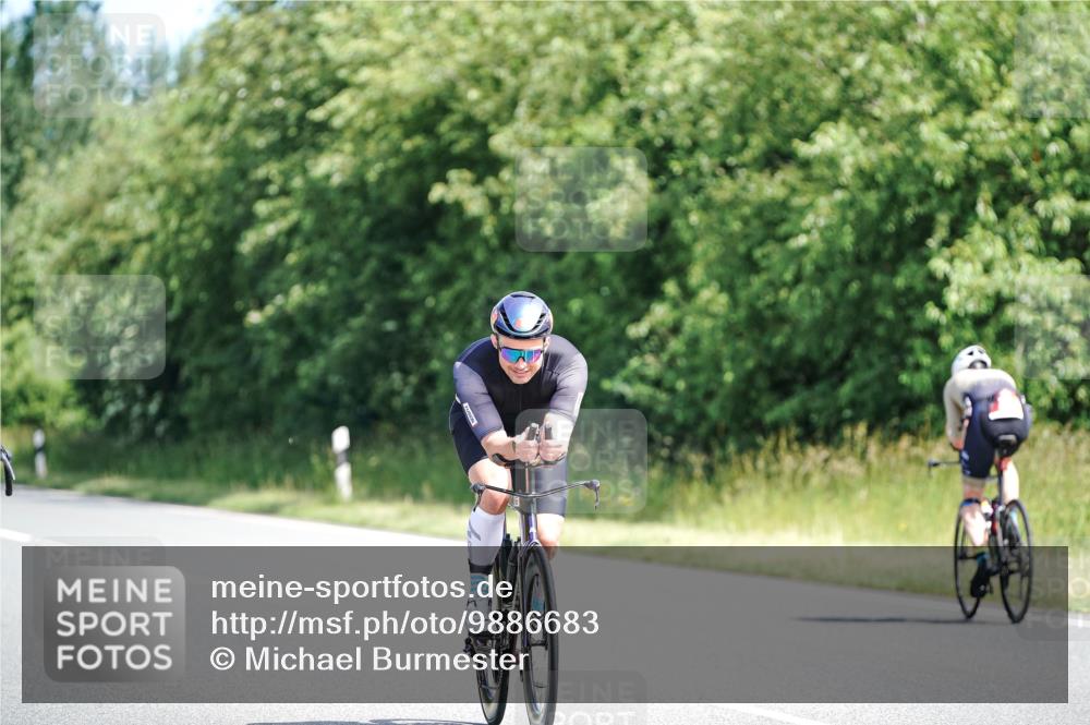 21.06.2026 - Viking Triathlon Michael Burmester http://msf.ph/oto/9886683 21.06.2026 11:29:53 Radfahren 34, 45, 125, 150, 167, 188, 220, 300, 327, 333, 340, 356, 464, 519, 601, 615, 646, 656, 663 meine-sportfotos.de