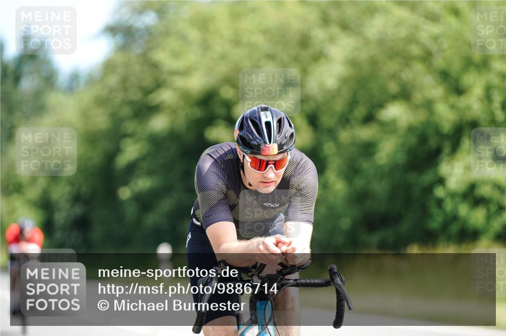 21.06.2026 - Viking Triathlon Michael Burmester http://msf.ph/oto/9886714 21.06.2026 11:29:54 Radfahren 34, 45, 125, 150, 167, 188, 220, 300, 327, 333, 340, 356, 464, 519, 601, 615, 646, 656, 663 meine-sportfotos.de