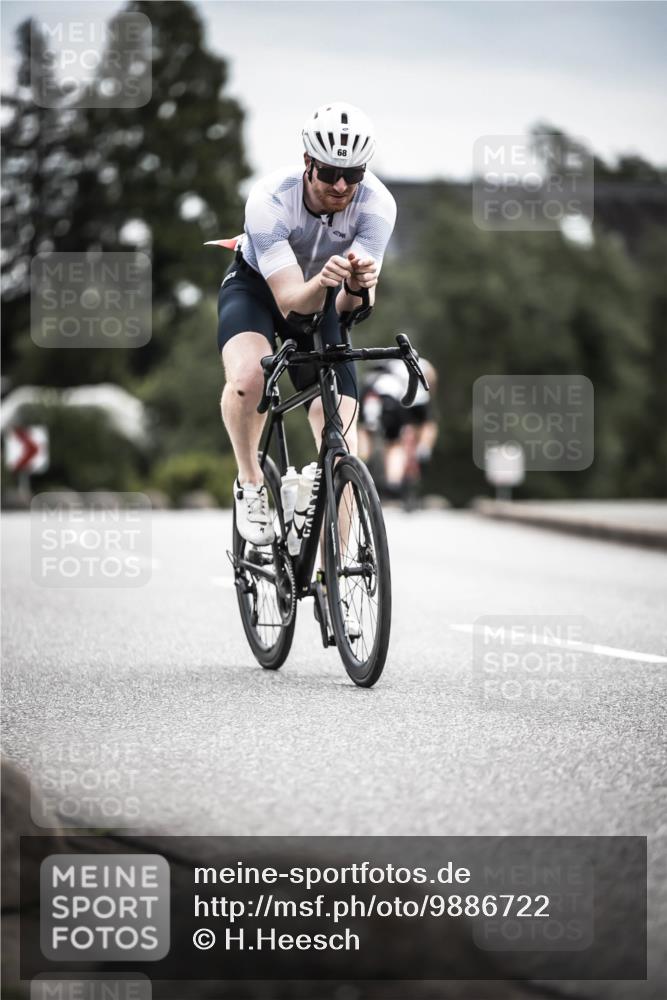 21.06.2026 - 29. Vierlanden-Triathlon H.Heesch http://msf.ph/oto/9886722 21.06.2026 10:41:49 Radfahren 68, 195 meine-sportfotos.de