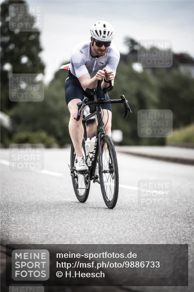 21.06.2026 - 29. Vierlanden-Triathlon H.Heesch http://msf.ph/oto/9886733 21.06.2026 10:41:49 Radfahren 68, 195 meine-sportfotos.de