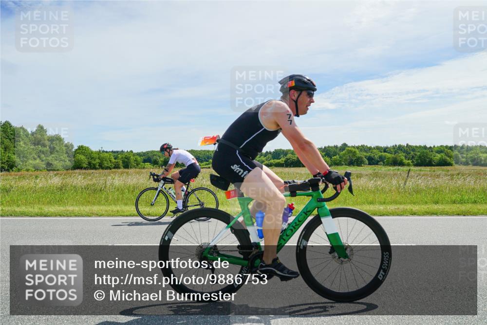 21.06.2026 - Viking Triathlon Michael Burmester http://msf.ph/oto/9886753 21.06.2026 11:52:11 Radfahren 61, 77, 80, 141, 410, 423, 491, 550, 636, 660 meine-sportfotos.de