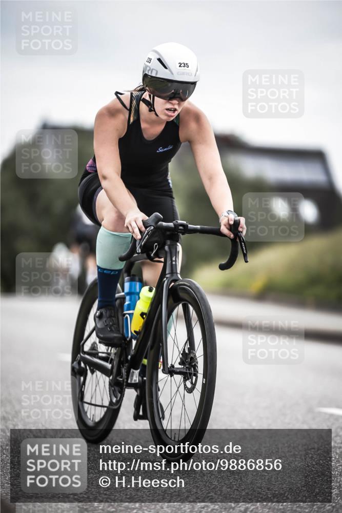 21.06.2026 - 29. Vierlanden-Triathlon H.Heesch http://msf.ph/oto/9886856 21.06.2026 10:42:45 Radfahren 91, 217, 235 meine-sportfotos.de