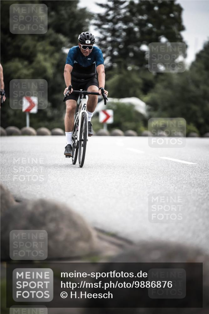 21.06.2026 - 29. Vierlanden-Triathlon H.Heesch http://msf.ph/oto/9886876 21.06.2026 10:42:49 Radfahren 91, 217, 235, 266, 338 meine-sportfotos.de